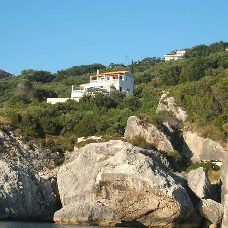 Plaka Apartment Afionas